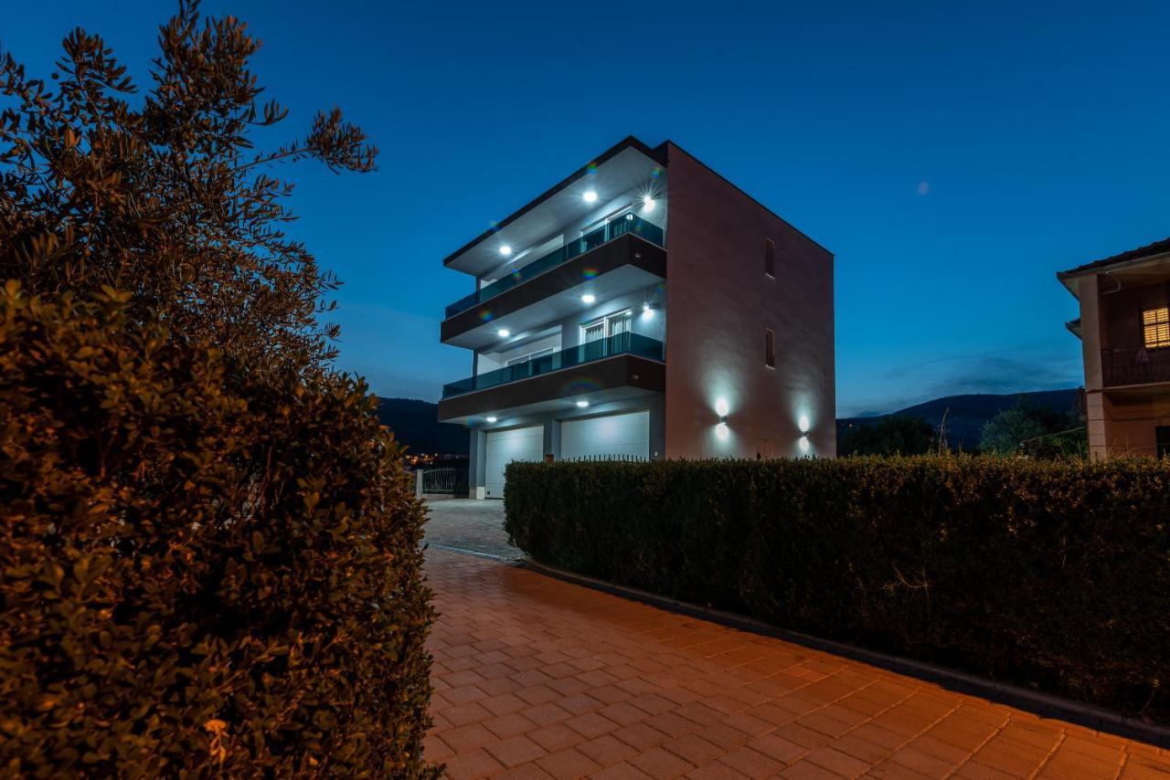 Villa Dalmata Трогир Экстерьер фото