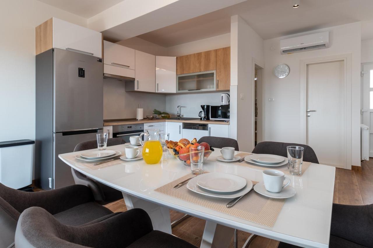 Villa Dalmata Трогир Экстерьер фото