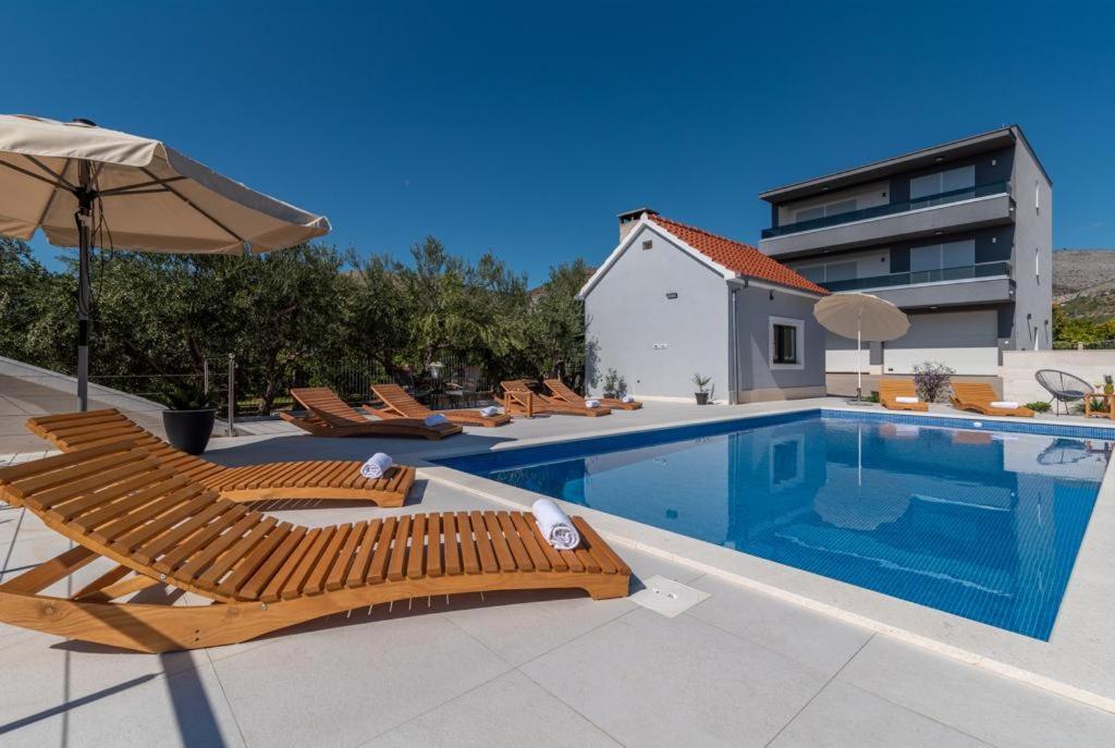 Villa Dalmata Трогир Экстерьер фото